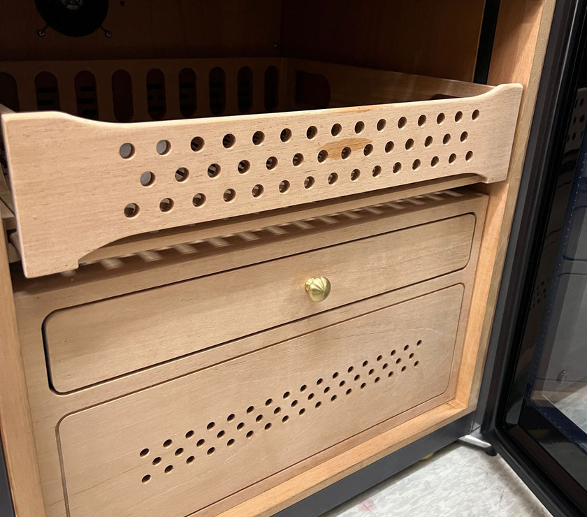 376L Cigar Humidor