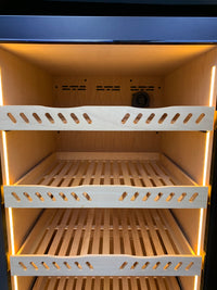 Cadenza 448L Cigar Humidor – 16–22°C | 60–80% RH | 2300 Cigars | Spanish Cedar Interior | Compressor Cooling | 2-Year Warranty