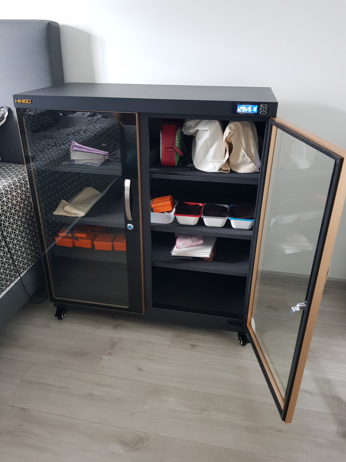 300L Dry Cabinet Box- -DryBox SG Pte. Ltd.